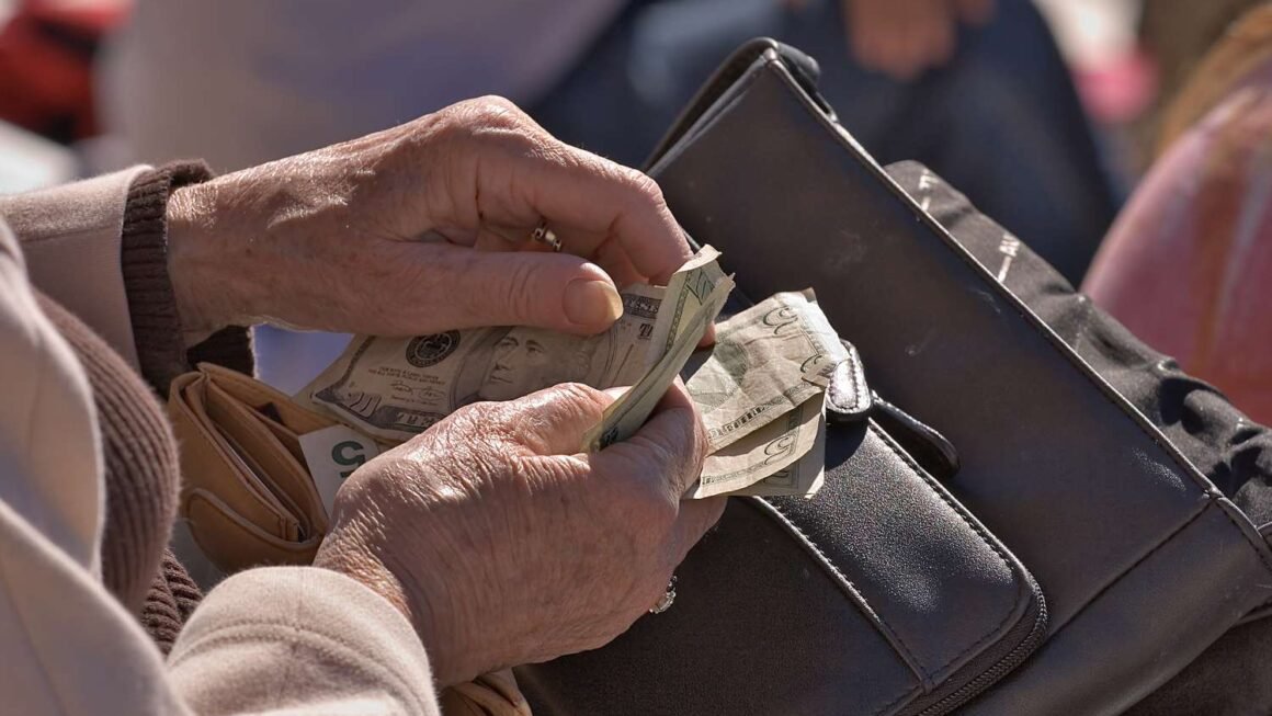 9 Smart Habits to Maximize Your Social Security Check
